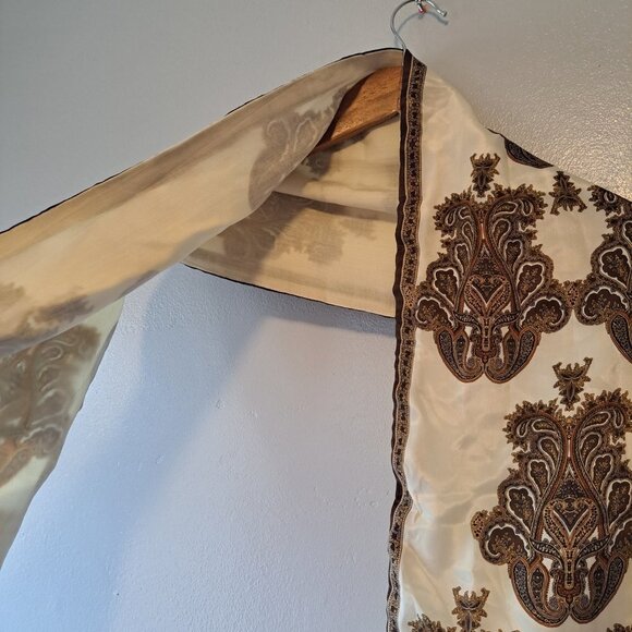 Preswick and Moore  Rectangular Scarf Paisley Print  100 % Linen Linings 100 % - Picture 6 of 10